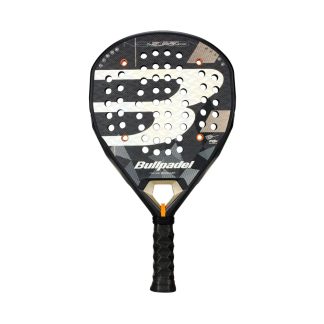 Foto frontal de la pala de pádel Bullpadel Neuron 02 2026