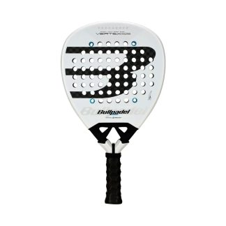 Foto frontal de la pala Bullpadel Vertex 05 2026